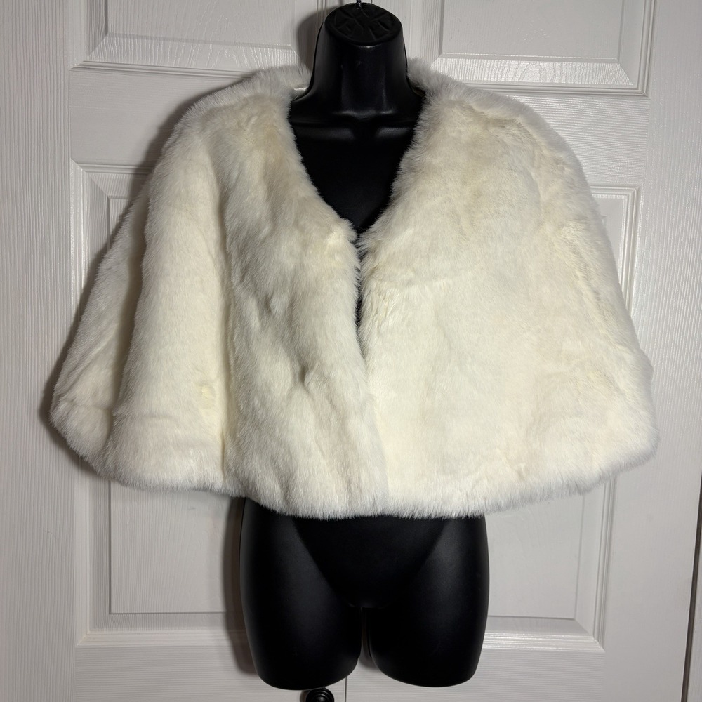 Sew U Designs Bridal Faux Fur Cape Women XL White Capelet Wedding Stole Shrug